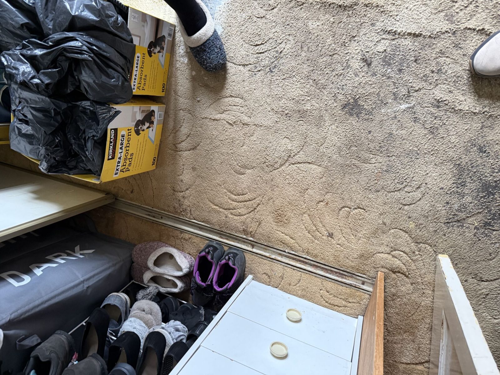 Fitting Vinyl Flooring in NW9